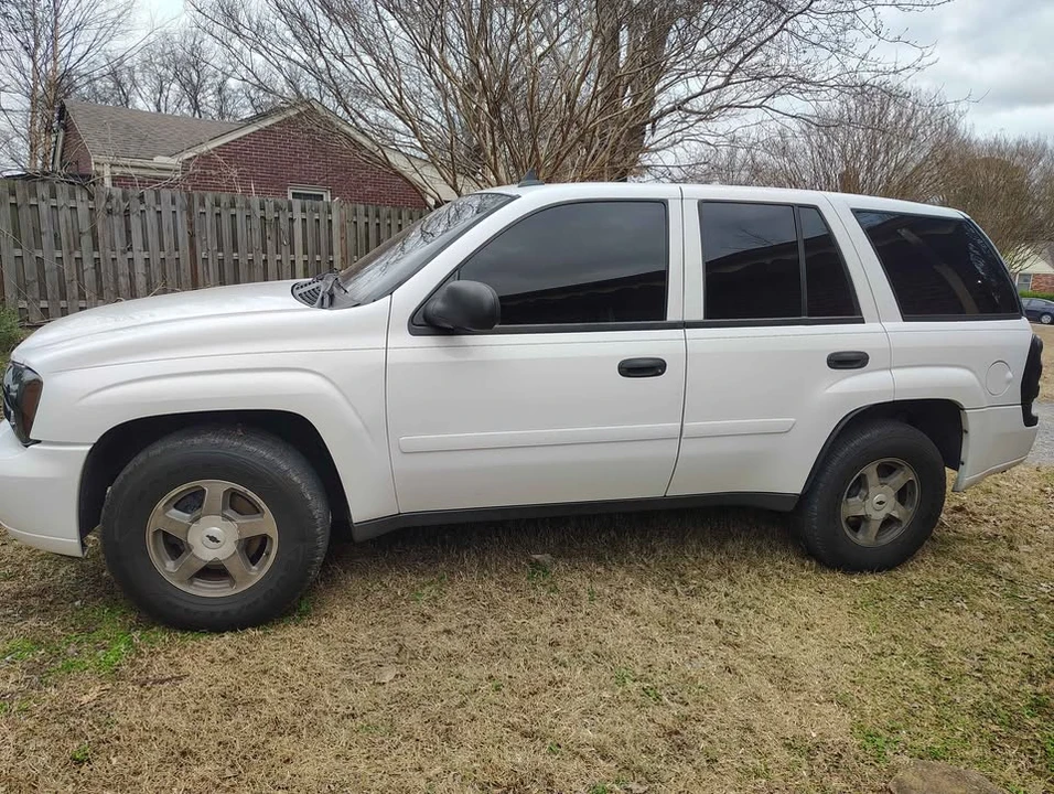 2006 Chevrolet Trailblazer - Image 2 of 6