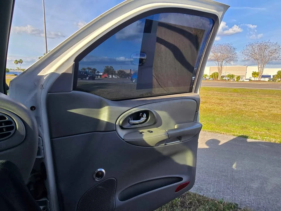 2006 Chevrolet Trailblazer - Image 8 of 17