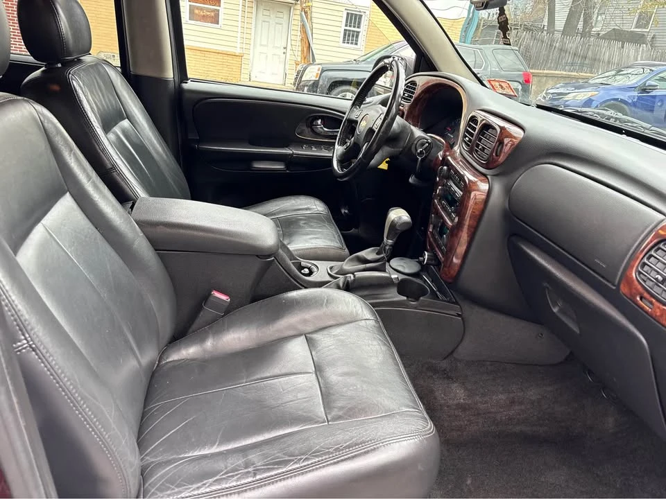 2006 Chevrolet Trailblazer - Image 7 of 13