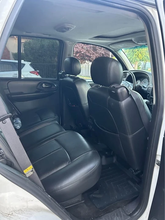 2006 Chevrolet Trailblazer - Image 8 of 8