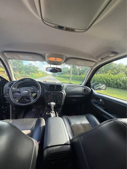 2006 Chevrolet Trailblazer - Image 14 of 19