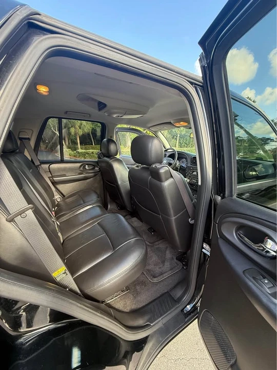 2006 Chevrolet Trailblazer - Image 16 of 19