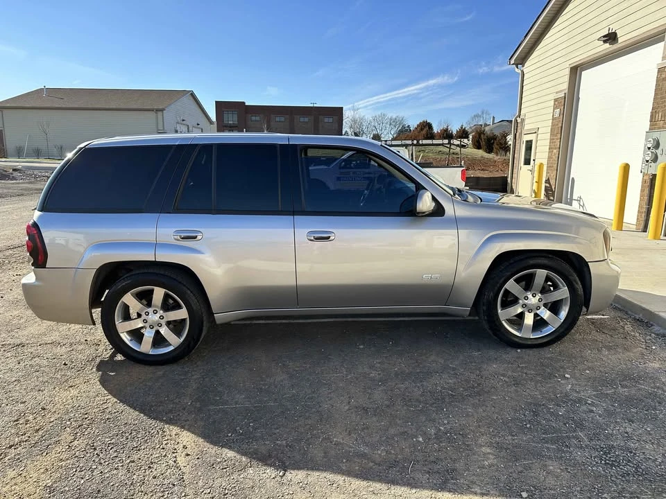 2006 Chevrolet Trailblazer - Image 2 of 13