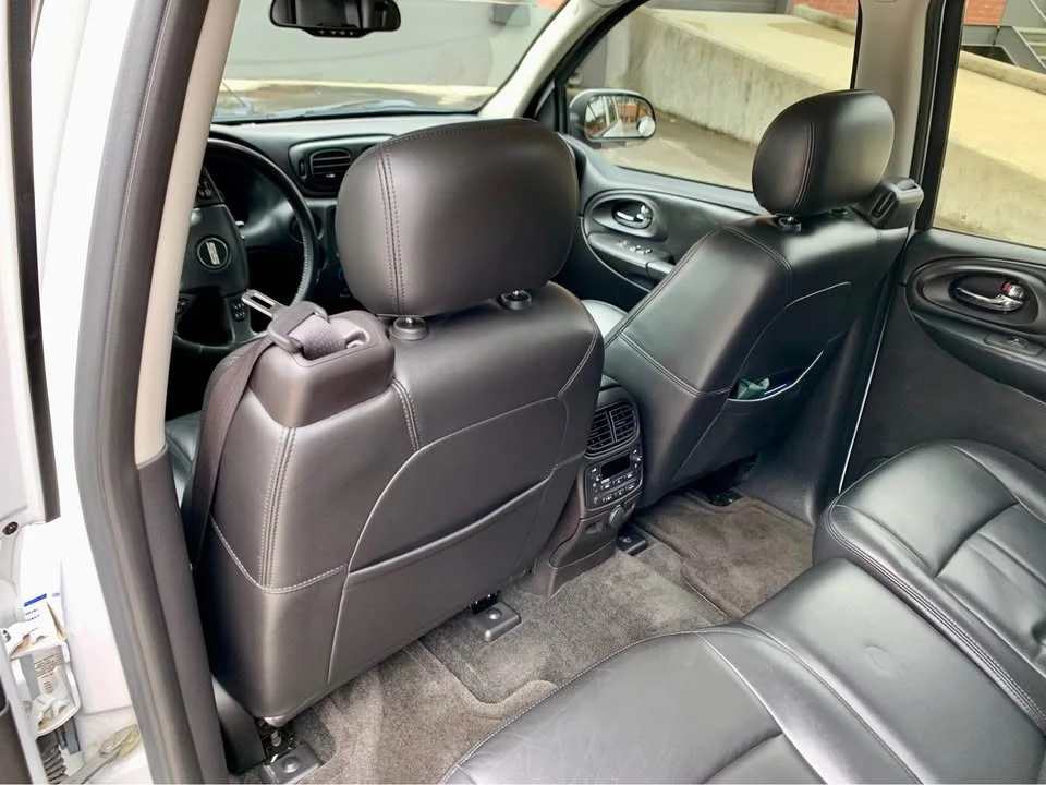 2006 Chevrolet Trailblazer - Image 11 of 16