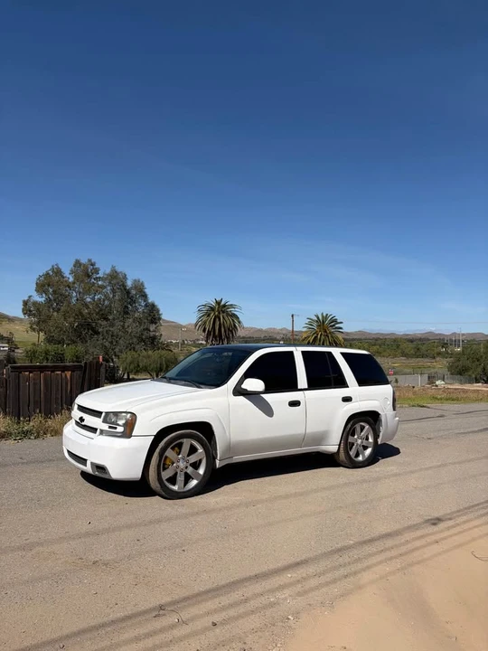 2006 Chevrolet Trailblazer - Image 3 of 8