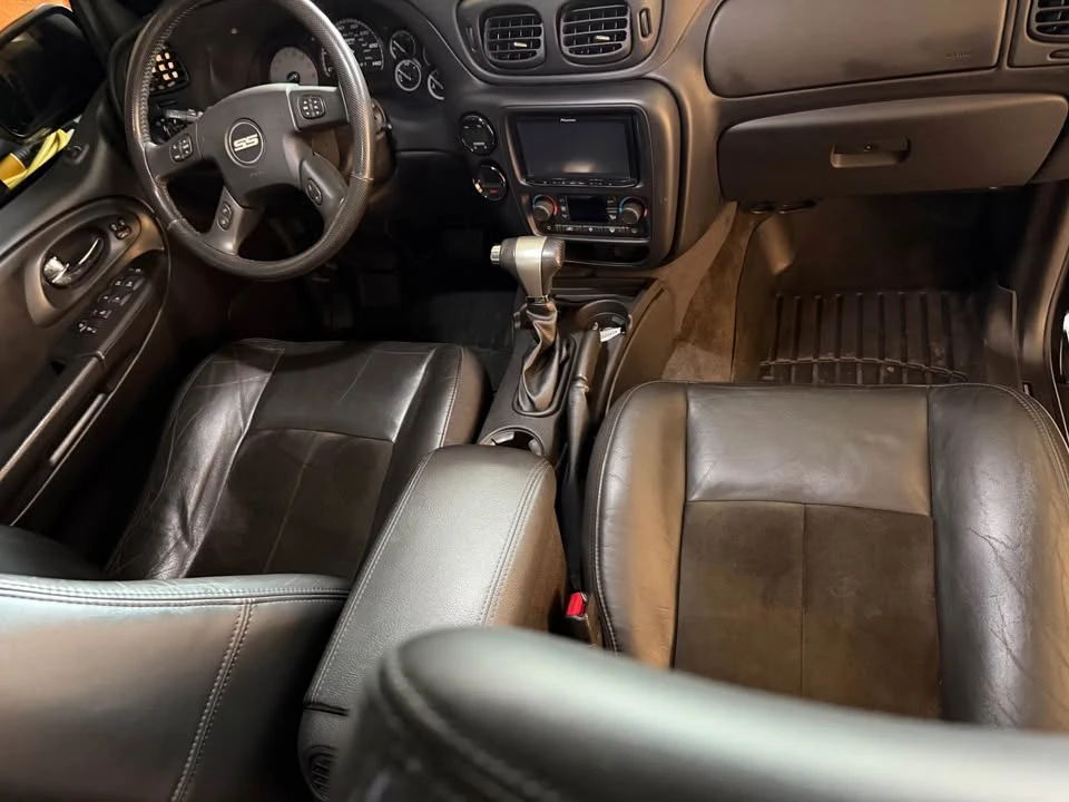 2006 Chevrolet Trailblazer - Image 15 of 17