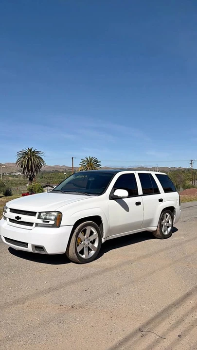 2006 Chevrolet Trailblazer - Image 2 of 8
