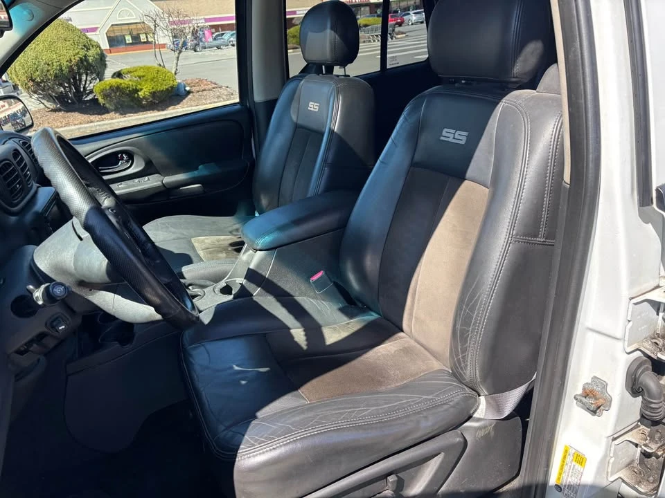 2006 Chevrolet Trailblazer - Image 8 of 11