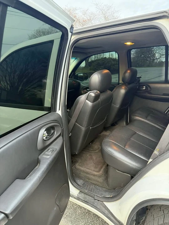 2006 Chevrolet Trailblazer - Image 14 of 20