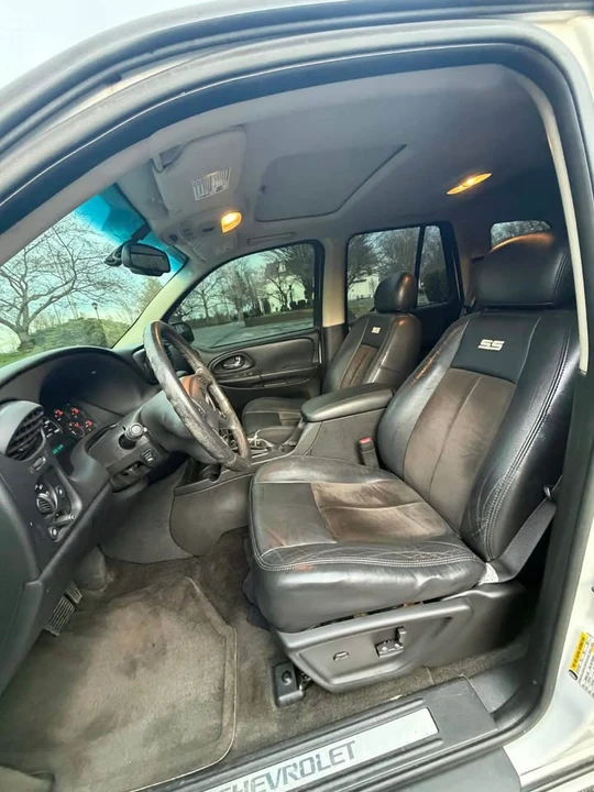 2006 Chevrolet Trailblazer - Image 19 of 20