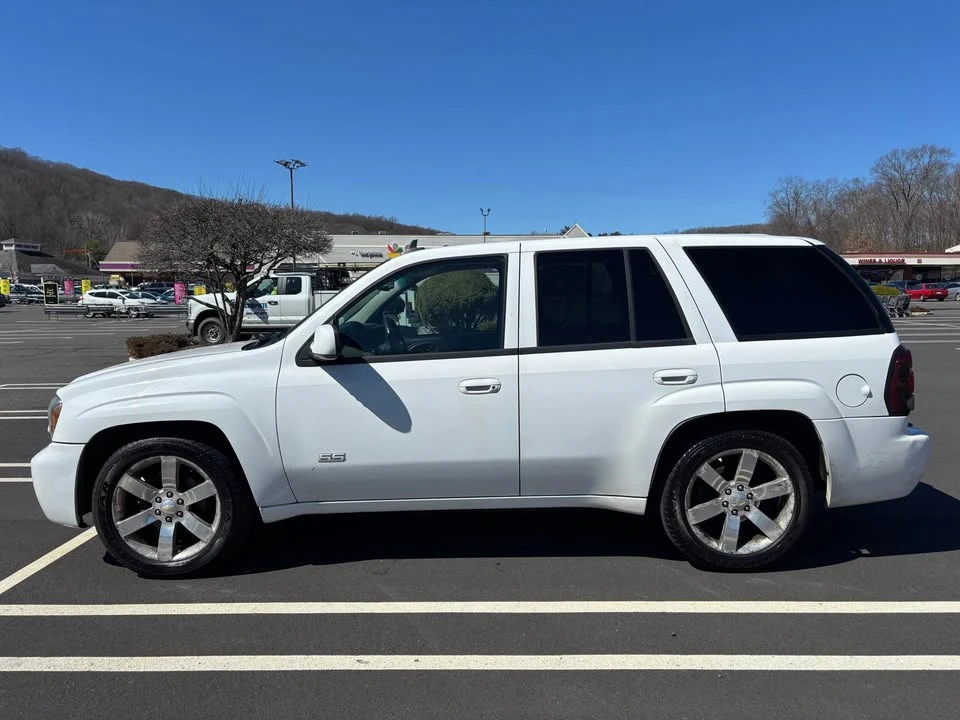 2006 Chevrolet Trailblazer - Image 2 of 13
