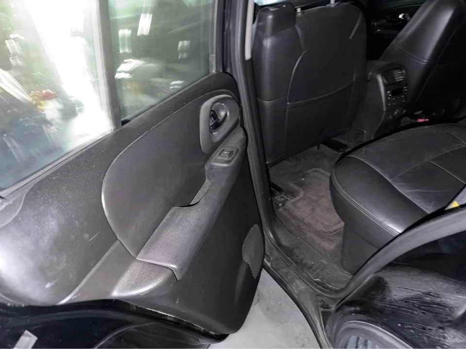 2006 Chevrolet Trailblazer - Image 9 of 12