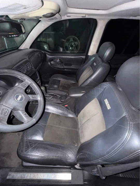 2006 Chevrolet Trailblazer - Image 12 of 12