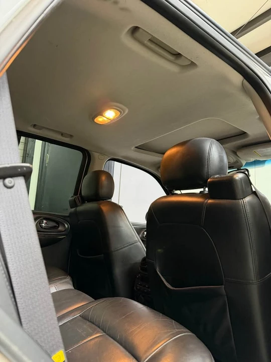 2006 Chevrolet Trailblazer - Image 11 of 13