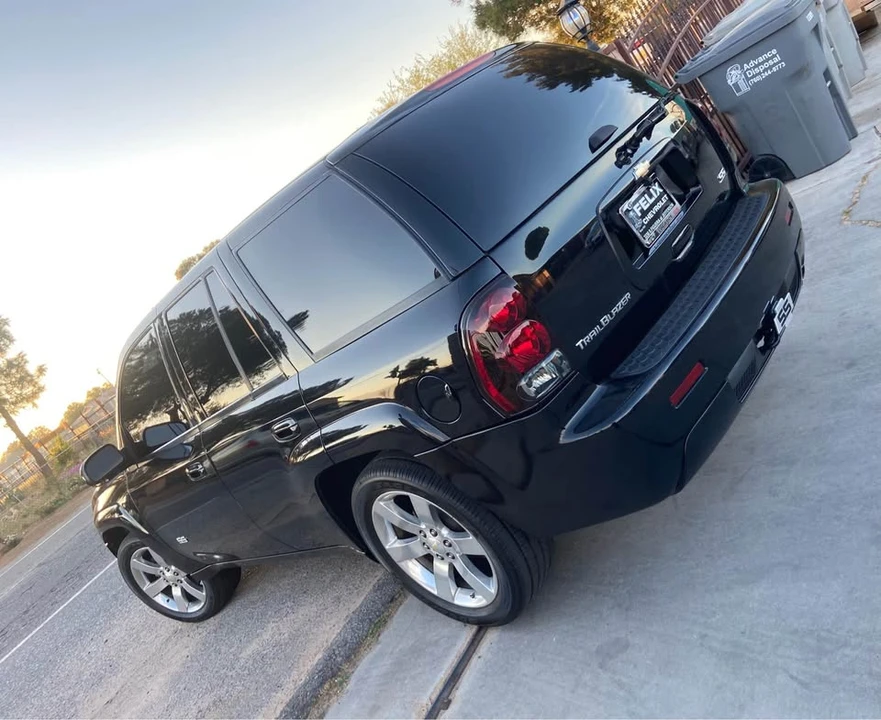 2006 Chevrolet Trailblazer - Image 2 of 17