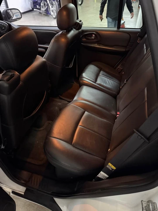 2006 Chevrolet Trailblazer - Image 7 of 13