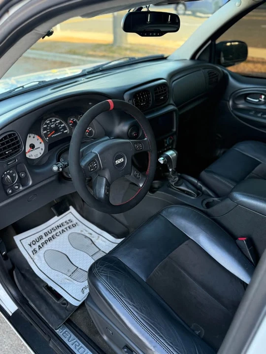 2003 Chevrolet Trailblazer - Image 5 of 8
