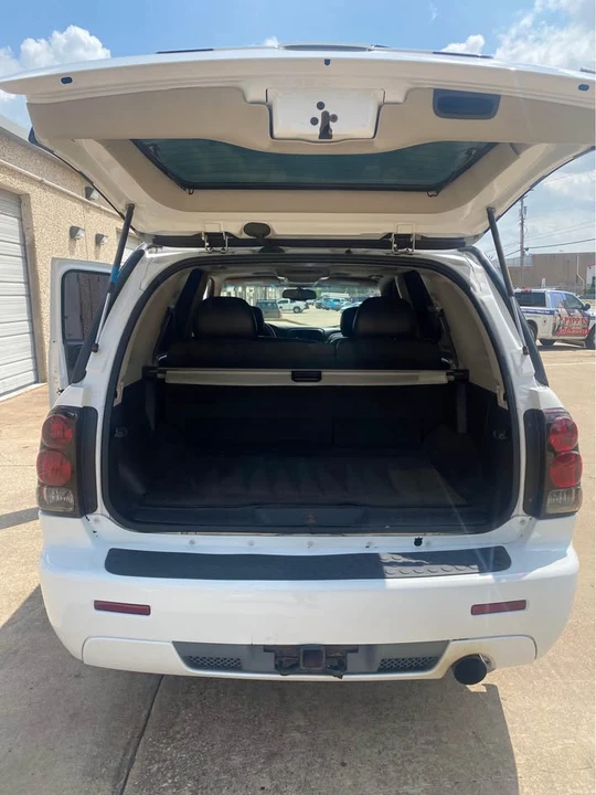 2006 Chevrolet Trailblazer - Image 9 of 9