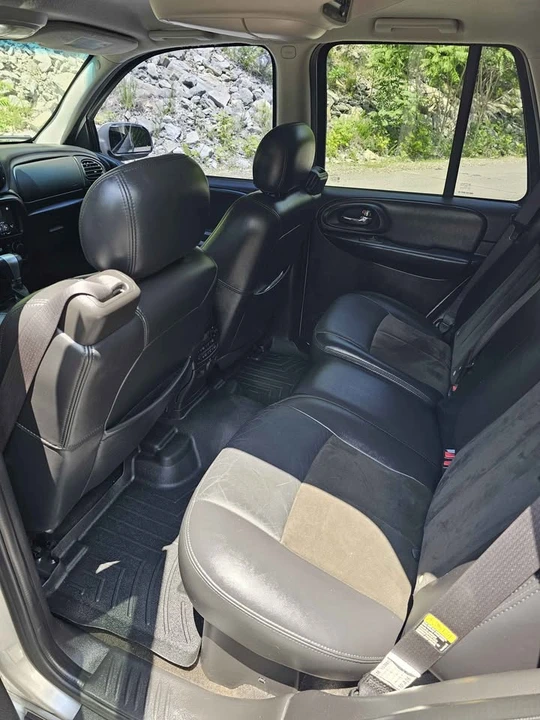 2007 Chevrolet Trailblazer - Image 7 of 14