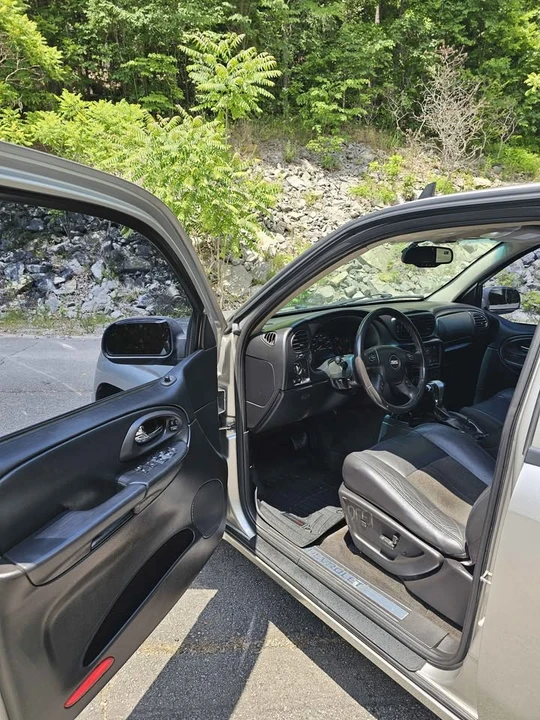 2007 Chevrolet Trailblazer - Image 6 of 14