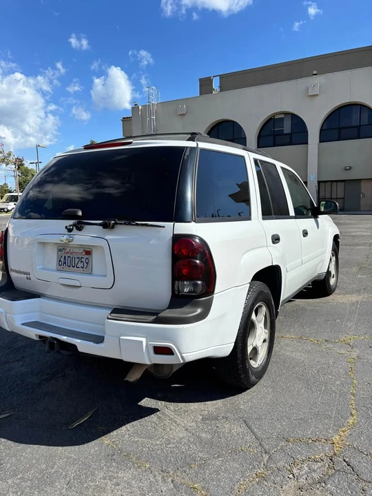 2006 Chevrolet Trailblazer - Image 5 of 8