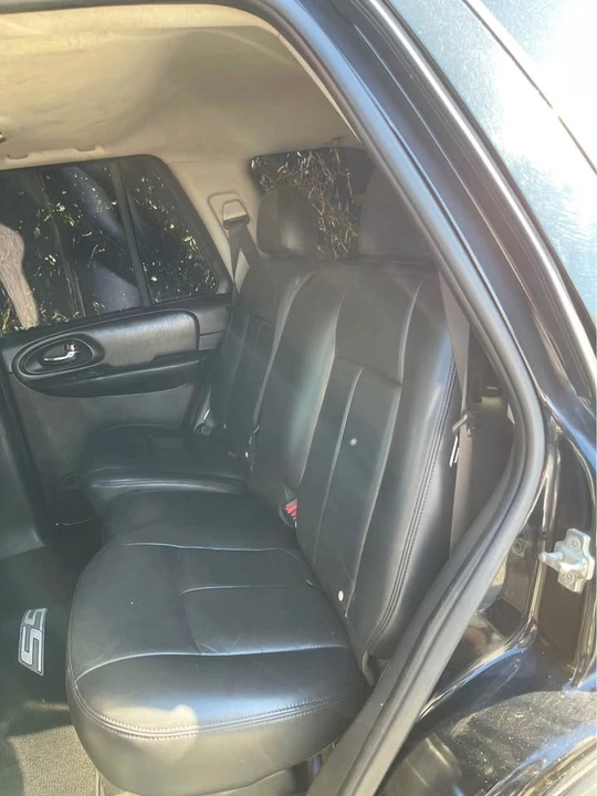 2006 Chevrolet Trailblazer - Image 8 of 9