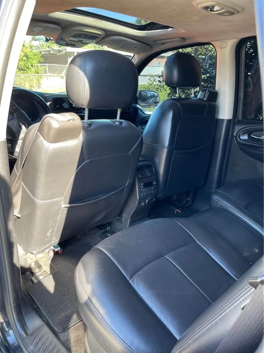 2006 Chevrolet Trailblazer - Image 9 of 9