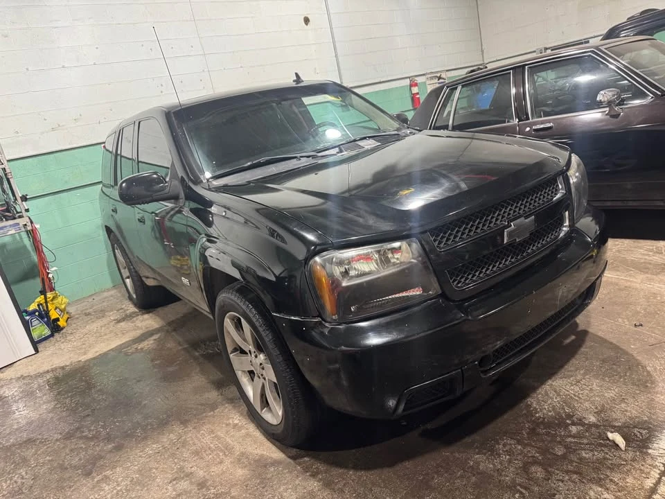 2006 Chevrolet Trailblazer - Image 2 of 10