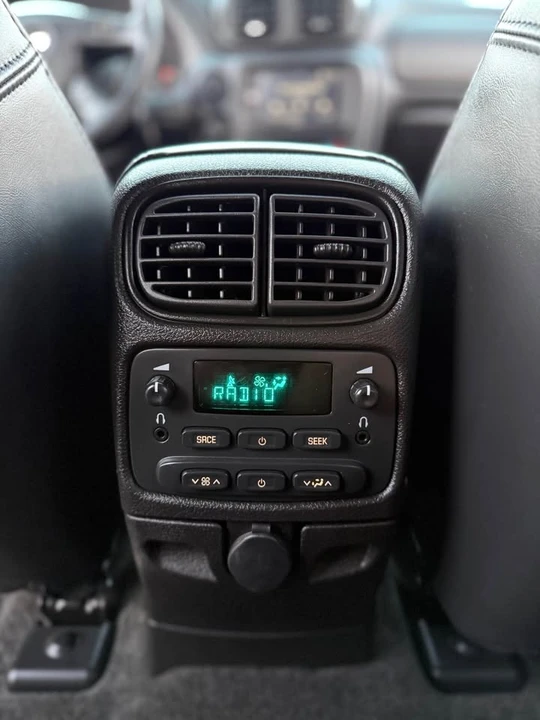2006 Chevrolet Trailblazer - Image 17 of 19