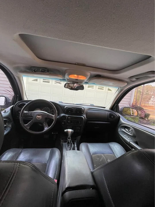 2006 Chevrolet Trailblazer - Image 7 of 10