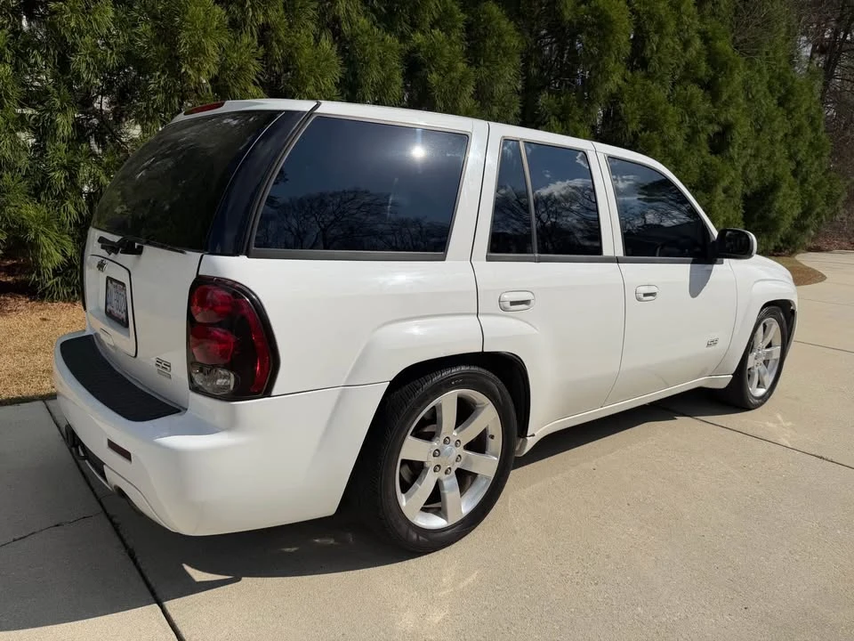 2006 Chevrolet Trailblazer - Image 2 of 10