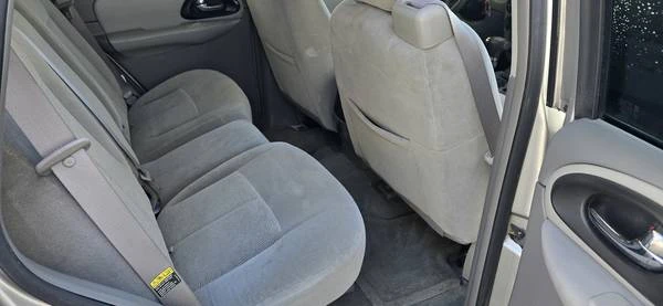 2006 Chevrolet Trailblazer - Image 11 of 21