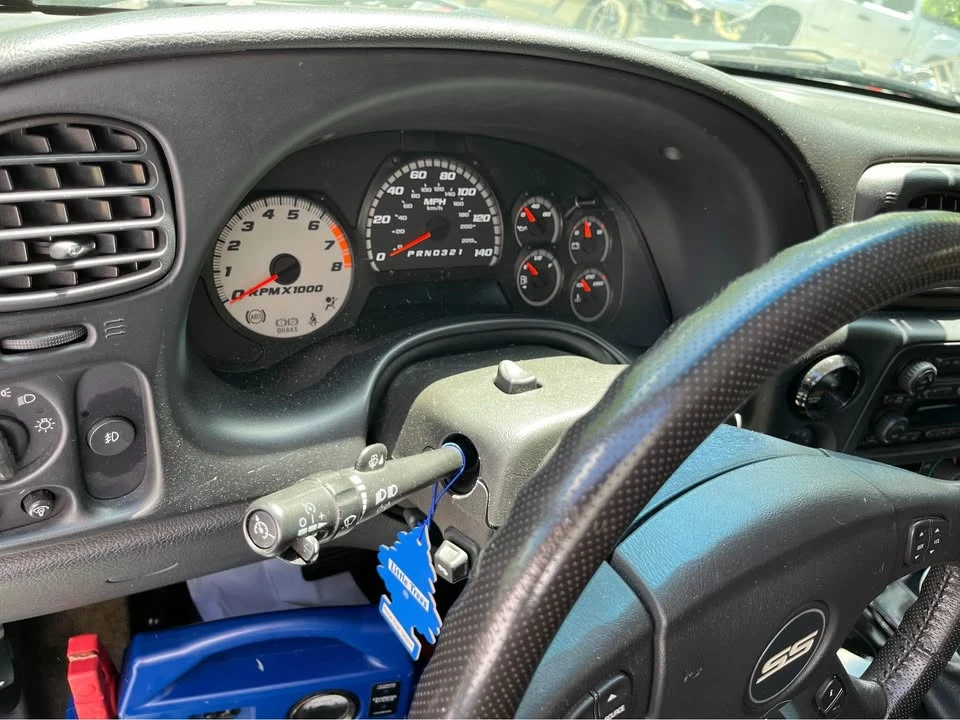 2006 Chevrolet Trailblazer - Image 3 of 10