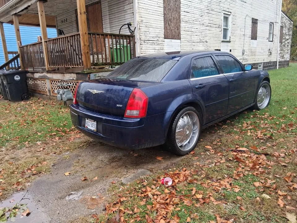 2006 Chrysler 300 (2005-2023) - Image 4 of 7
