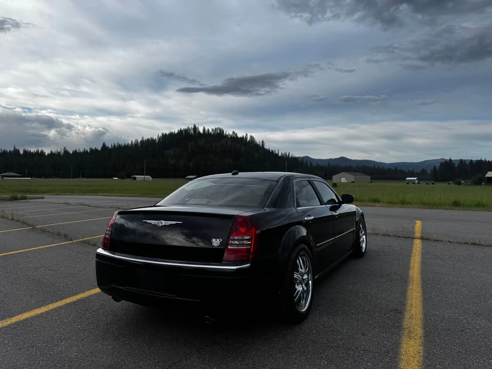 2006 Chrysler 300 (2005-2023) - Image 3 of 17