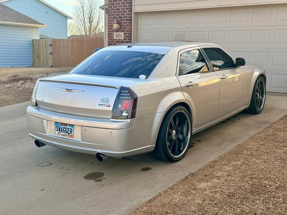 2006 Chrysler 300 (2005-2023) - Image 2 of 12