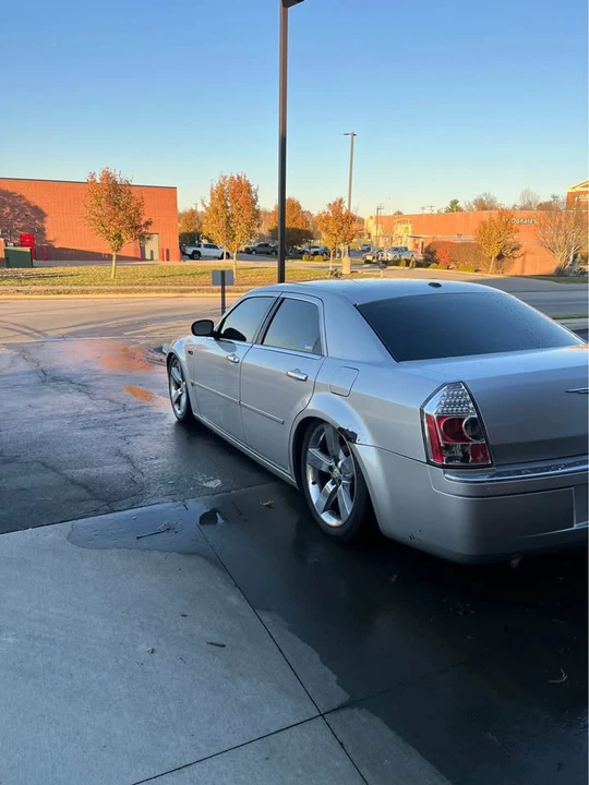 2006 Chrysler 300 (2005-2023) - Image 3 of 11