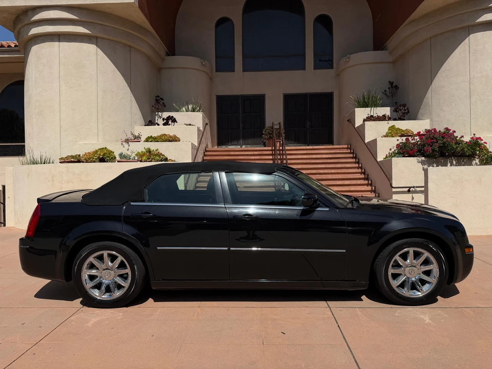 2006 Chrysler 300 (2005-2023) - Image 14 of 31