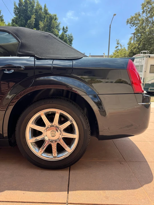 2006 Chrysler 300 (2005-2023) - Image 25 of 31
