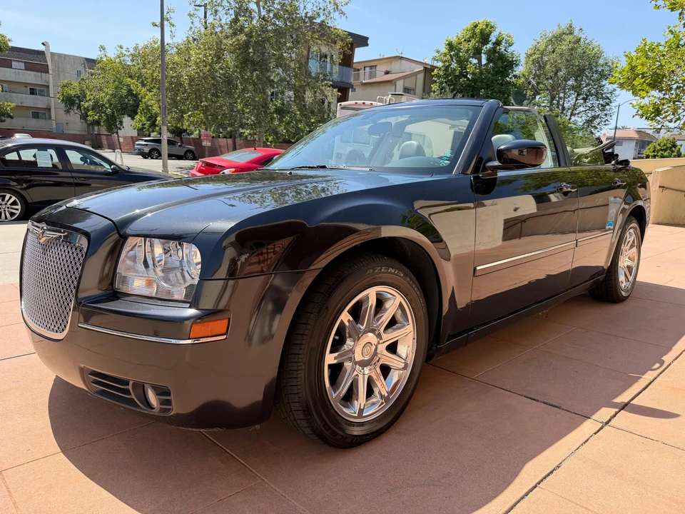 2006 Chrysler 300 (2005-2023) - Image 6 of 31