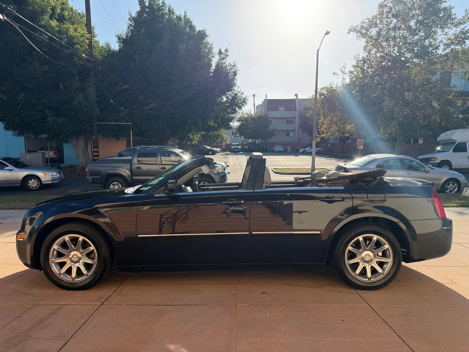 2006 Chrysler 300 (2005-2023) - Image 7 of 31