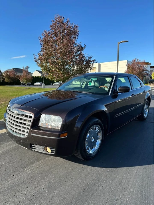 2006 Chrysler 300 (2005-2023) - Image 4 of 12