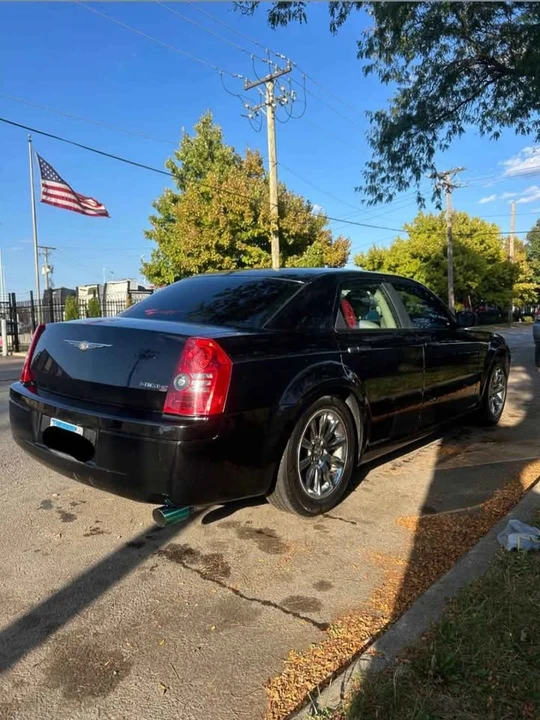 2006 Chrysler 300 (2005-2023) - Image 5 of 6