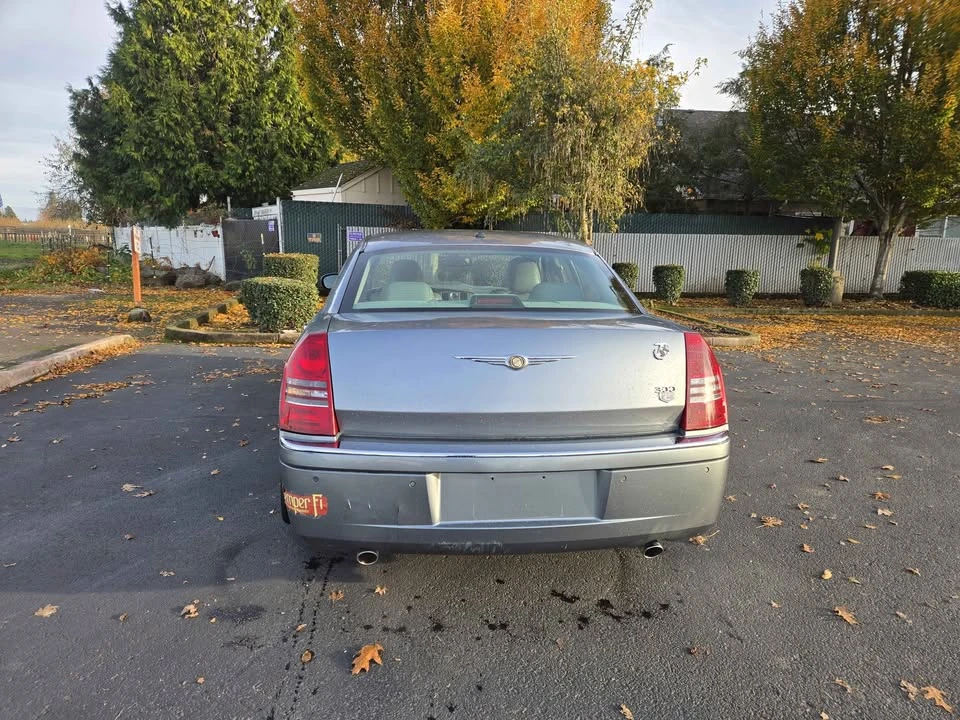 2006 Chrysler 300 (2005-2023) - Image 3 of 14