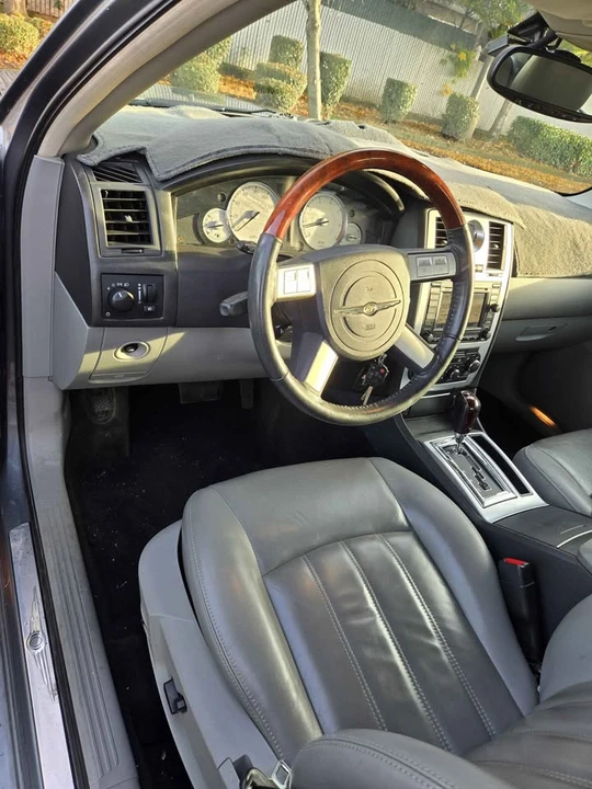 2006 Chrysler 300 (2005-2023) - Image 14 of 14