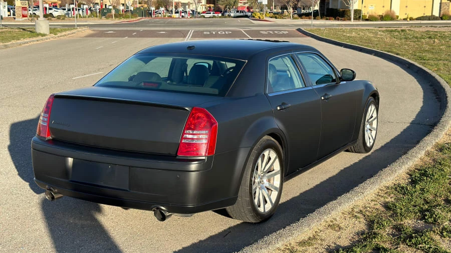2006 Chrysler 300 (2005-2023) - Image 9 of 31