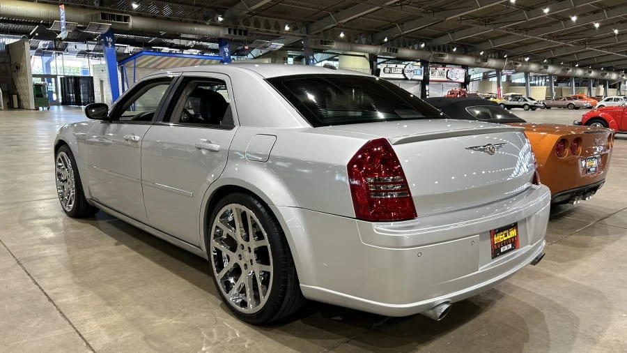 2006 Chrysler 300 (2005-2023) - Image 3 of 10