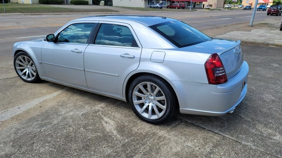 2006 Chrysler 300 (2005-2023) - Image 12 of 13