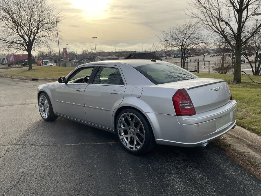 2006 Chrysler 300 (2005-2023) - Image 3 of 10