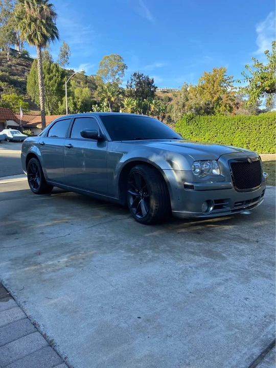 2006 Chrysler 300 (2005-2023) - Image 2 of 14